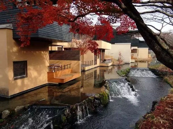 虹夕諾雅室外溫泉設(shè)計(jì)